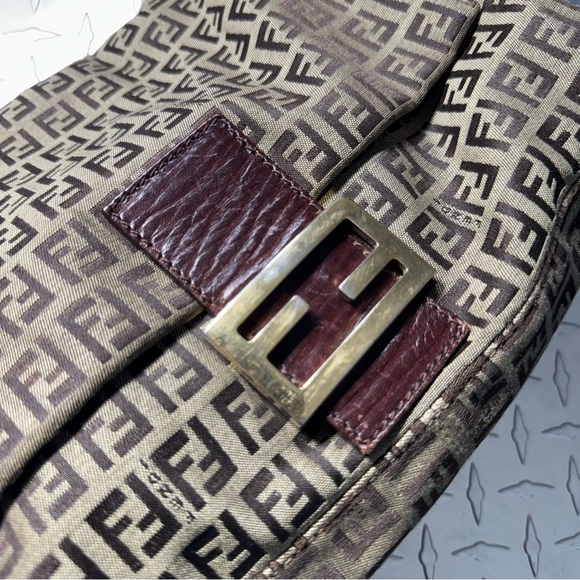 Fendi Vintage Zucchino Mama Baguette in Brown GHW - Picture 6 of 10